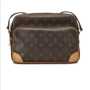 LOUIS VUITTON Nile Cross-body Bag